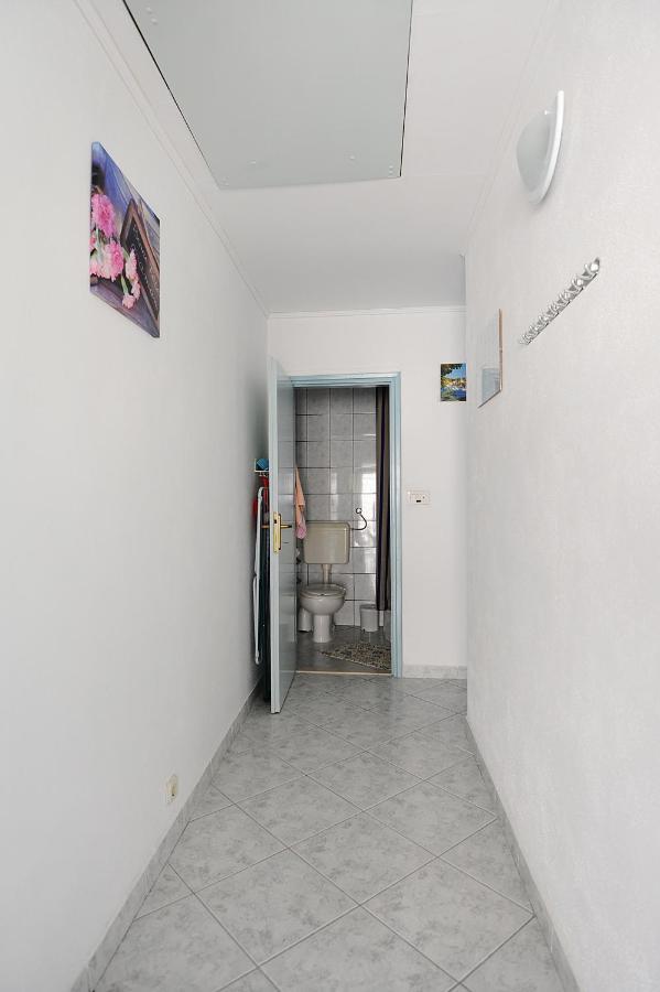 Apartments Rejo Donji Okrug Exterior foto